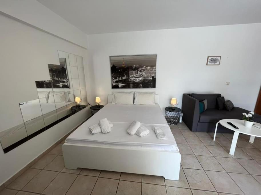 Modern Studio Large Veranda -Metro Station Suggrou Apartamento Atenas Exterior foto