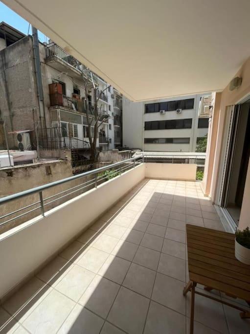 Modern Studio Large Veranda -Metro Station Suggrou Apartamento Atenas Exterior foto